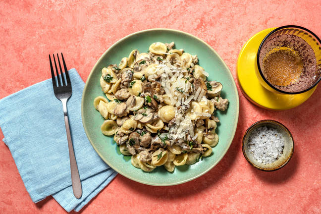 Orecchiette poulet-champignons en sauce crémeuse