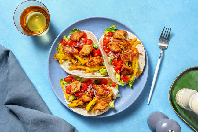 Tacos mit veganen Filetstücken und Sriracha 
