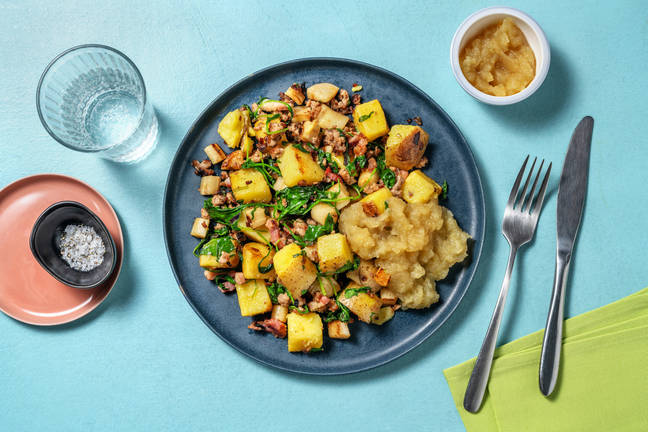 Gebakken aardappeltjes met spekreepjes en half-om-half gehakt