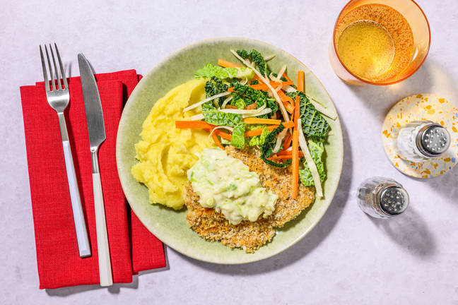 Sej med citronpeppartäcke och rotfruktsmos