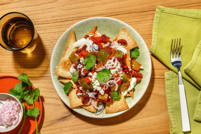 Krispiga tortillas och svarta bönor