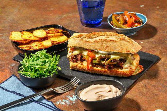 Amerikansk nötfärs- och mozzarellasandwich