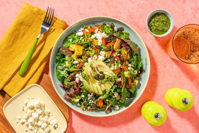 Mediterranean Style Avocado & Pepper Salad