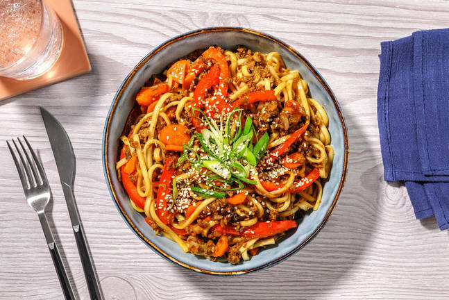 Japanska udonnudlar i currysås och vegofärs