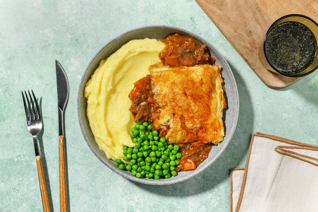 Beef and Caramelised Onion Puff Pie