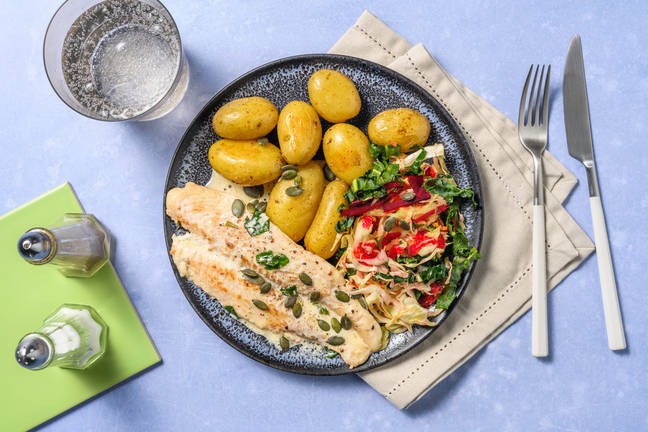 Pannstekt sej i krämig persiljesås