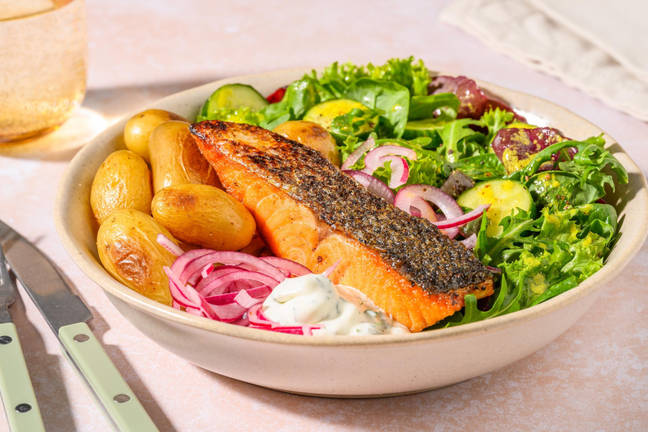 Nordisk sallad niçoise på öring