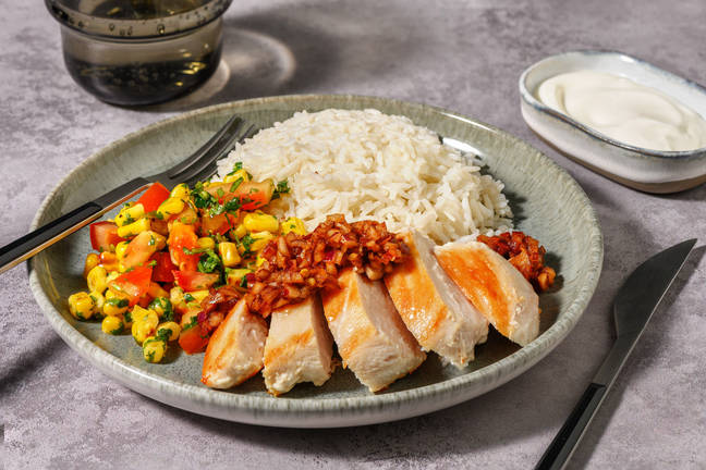  Stekt piri-piri-kyckling och majssallad