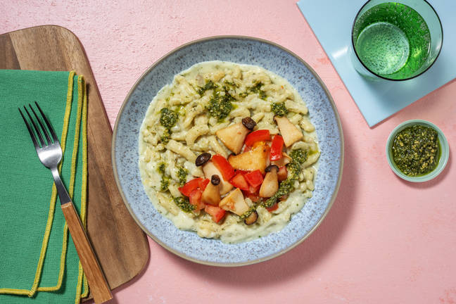 Italienische Spätzlepfanne mit Kräuterseitlingen