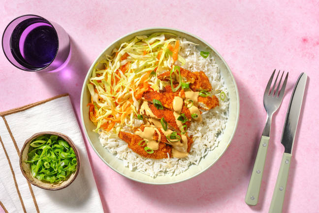 Krokante kipschnitzel met knoflook-gemberrijst