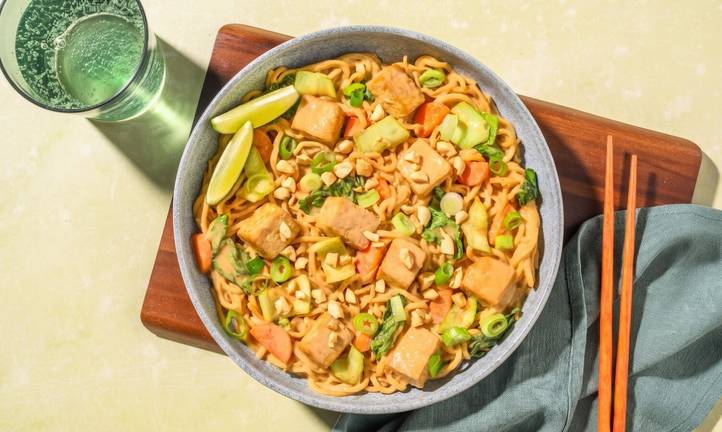 Nouilles satay aux arachides et tofu poêlé