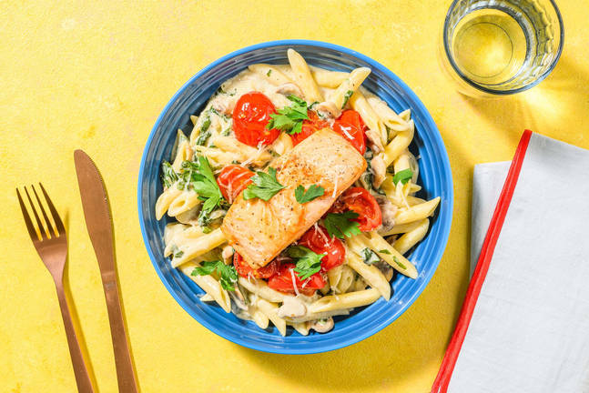 Creamy Salmon Florentine with Quick-Cook Pene