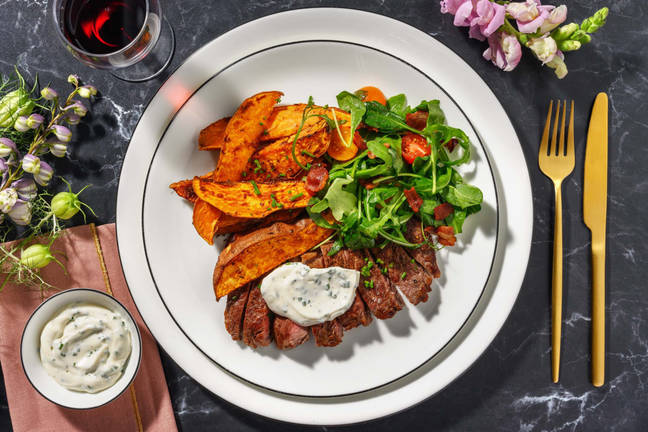 Steak à l'ail et salade style BLT