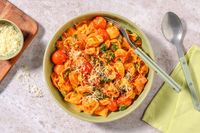 SuperQuick Creamy Cheese Tortellini