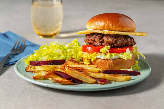 Cæsarinspirert burger