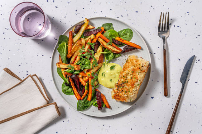 Za'atar-paneret hvid fisk og regnbuefritter
