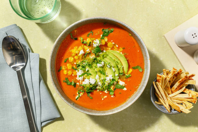 Soupe de tomate, maïs grillé & avocat
