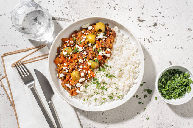 Veggie picadillo met linzen en witte kaas