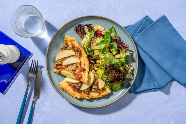 Tarte fine endives, pomme & lardons