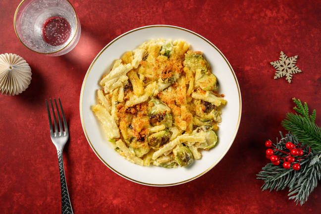 Caramelised Onion Brussels Sprout Mac & Cheese