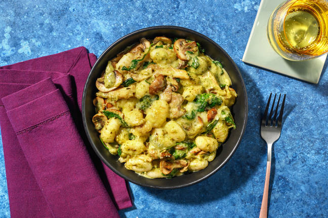 Gratin éclair de gnocchi, champis & épinards