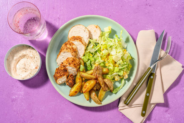 Cajun-Chicken mit Salat in Buttermilch-Dressing