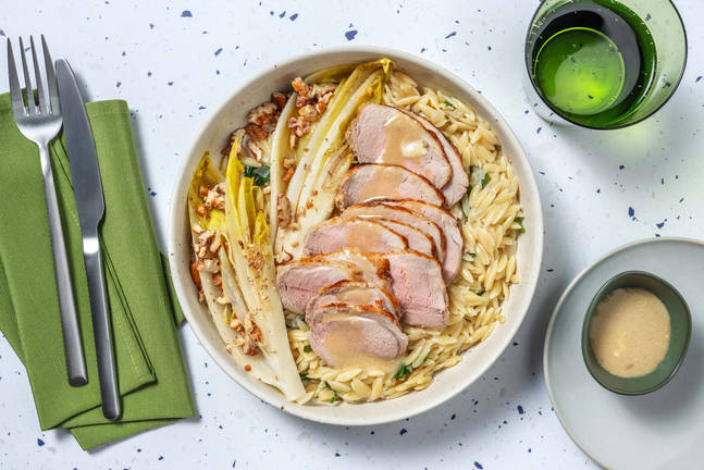 Varkenshaas in botersaus met pecanstukjes