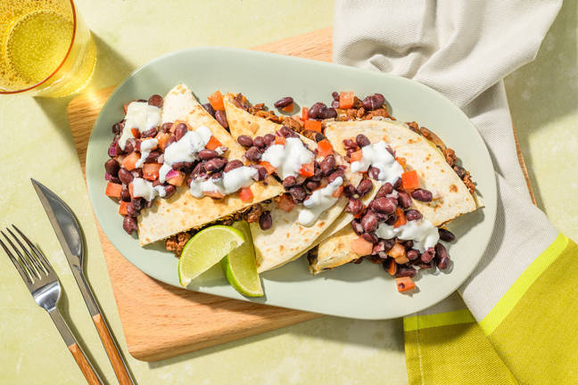 Cheesy Quesadillas mit Weiderinderhackfleisch