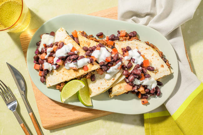 Cheesy Quesadillas mit Weiderinderhackfleisch