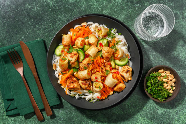 Bò bún vietnamien au poulet & nems