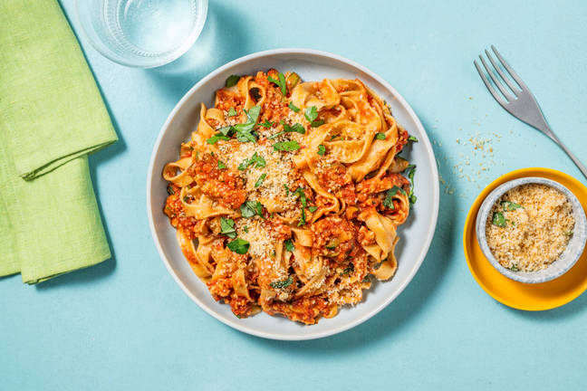 Spicy Harissa Ragout mit Tofu-Hack
