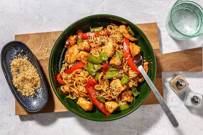 Easy Hoisin Chicken Noodles