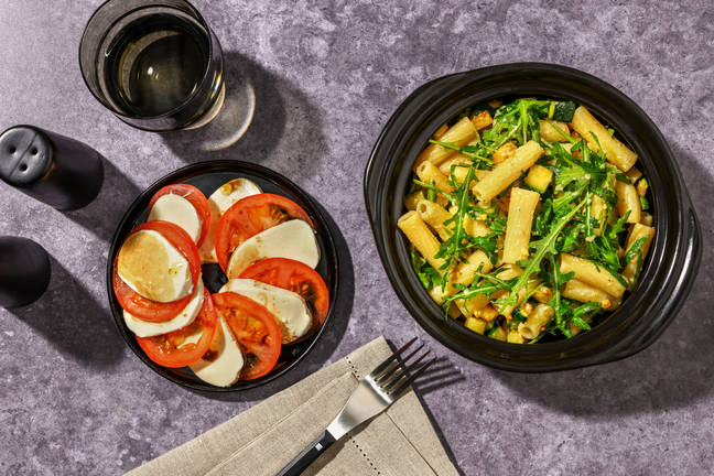 Citrusdoftande pesto- och zucchinipasta