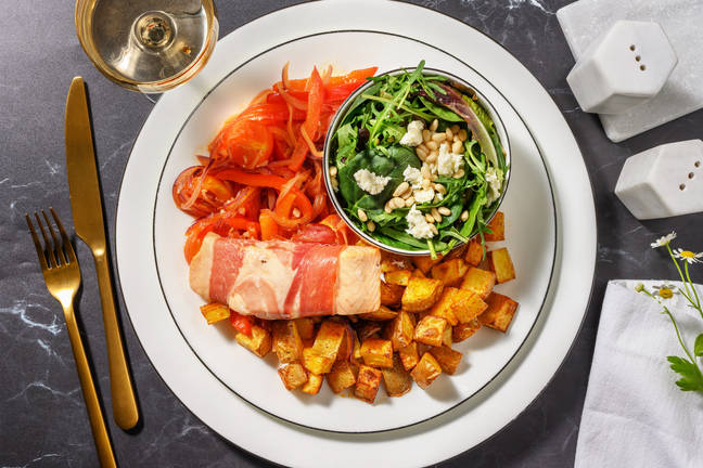 Baskisk inspireret laks med prosciutto