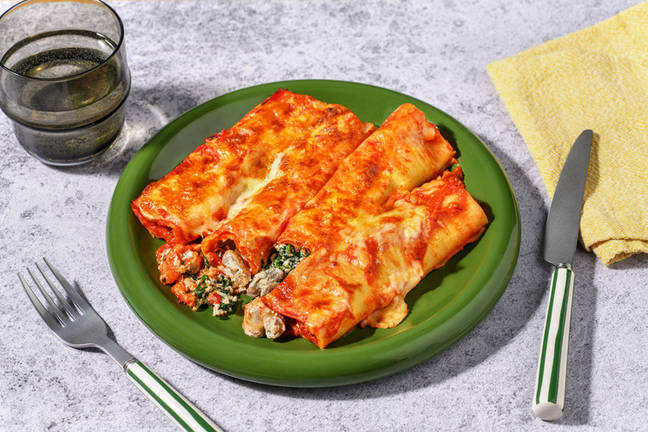 Krämig svamp- och spenatfylld cannelloni