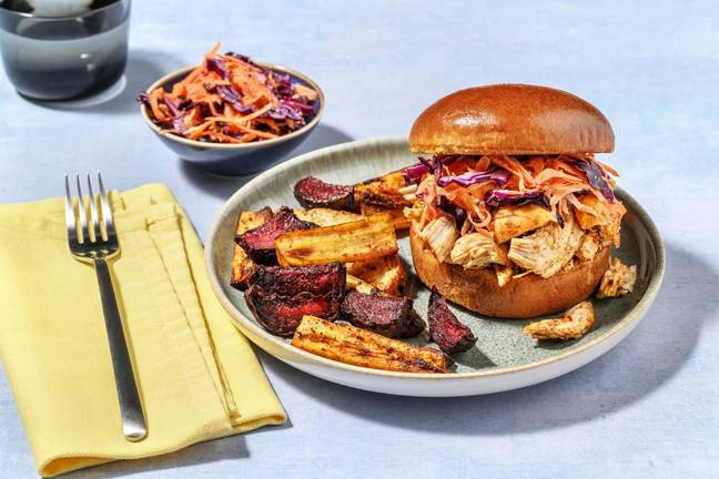 BBQ-marinerad ”pulled chicken”-burgare