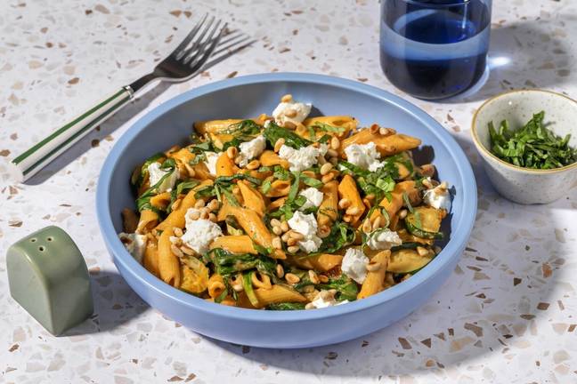 Geitost-toppet pasta