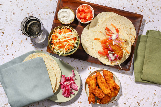 Krispiga kycklingtacos med kålsallad