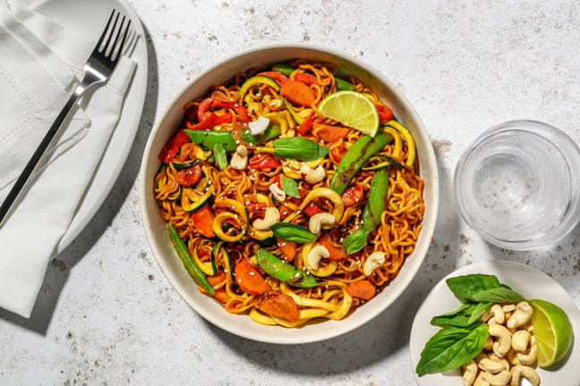 Tahini Noodle Stir-Fry with Courgetti