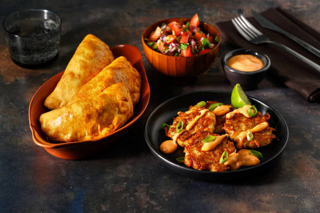 Kyllingeempanadas og pico de gallo 
