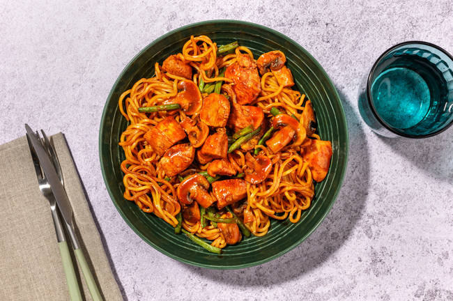Super Quick Lemongrass Chicken Noodles