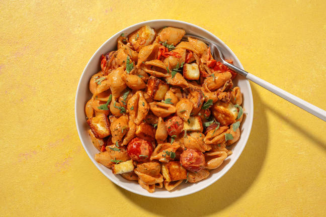 Halloumi- og cherrytomatpasta