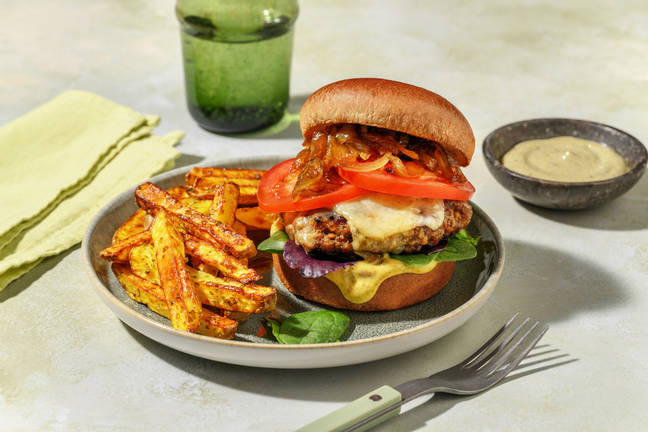 Classic Beef & Sticky Onion Cheeseburger