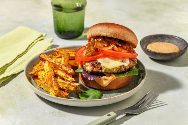 Classic Beef & Sticky Onion Cheeseburger