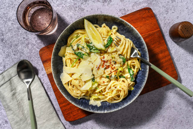 Leek & Spinach Speedy Spaghetti Alfredo