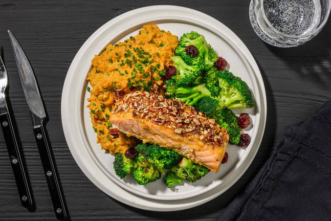 Pecan-Crusted Roasted Salmon