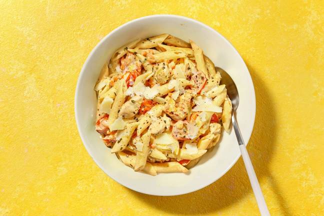 Creamy Chicken & Cherry Tomato Presto Penne