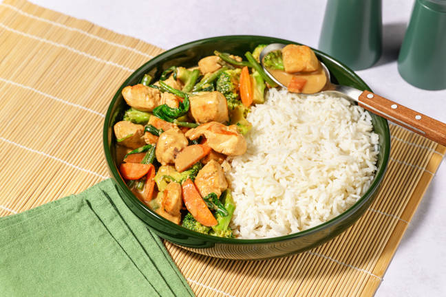 One-Pan Chicken & Saucy Veggie Curry