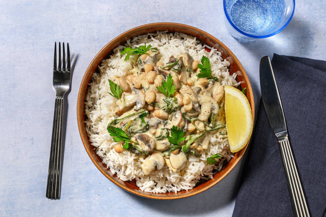 Mushroom & Cannellini Bean Stroganoff