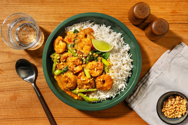 Prawn Moilee-Style Curry & Garlic Rice